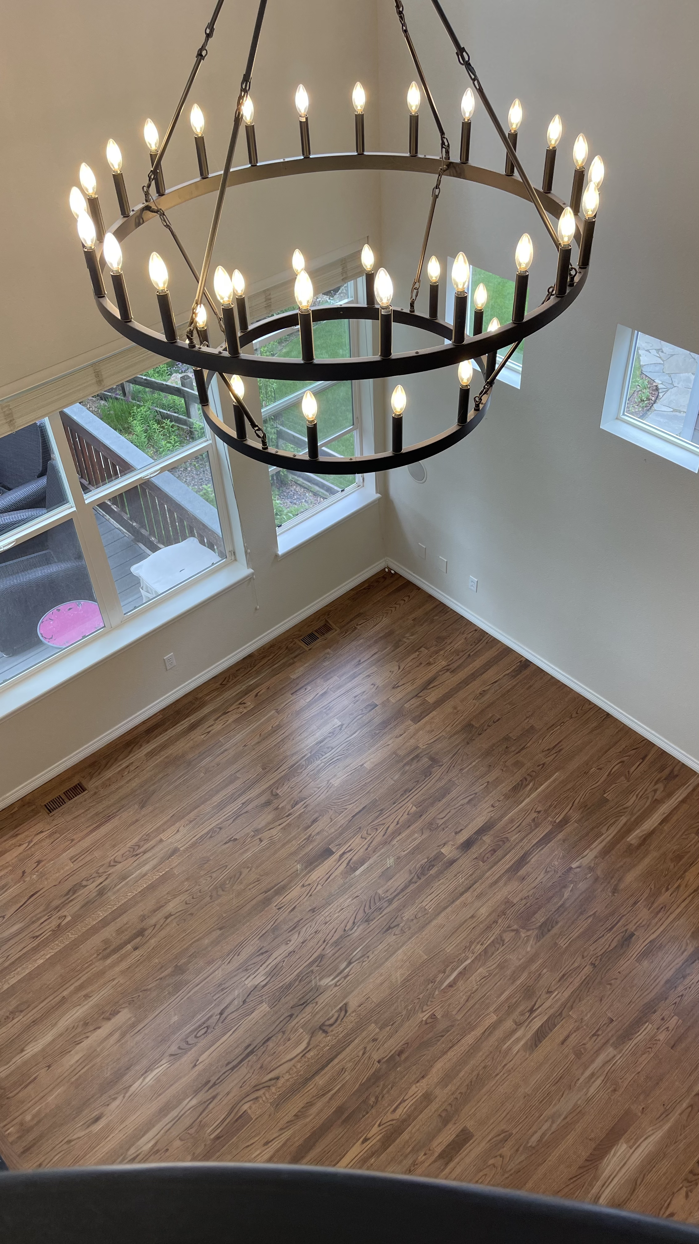 Red oak hardwood refinishing with Nutmeg stain – Boulder, Colorado